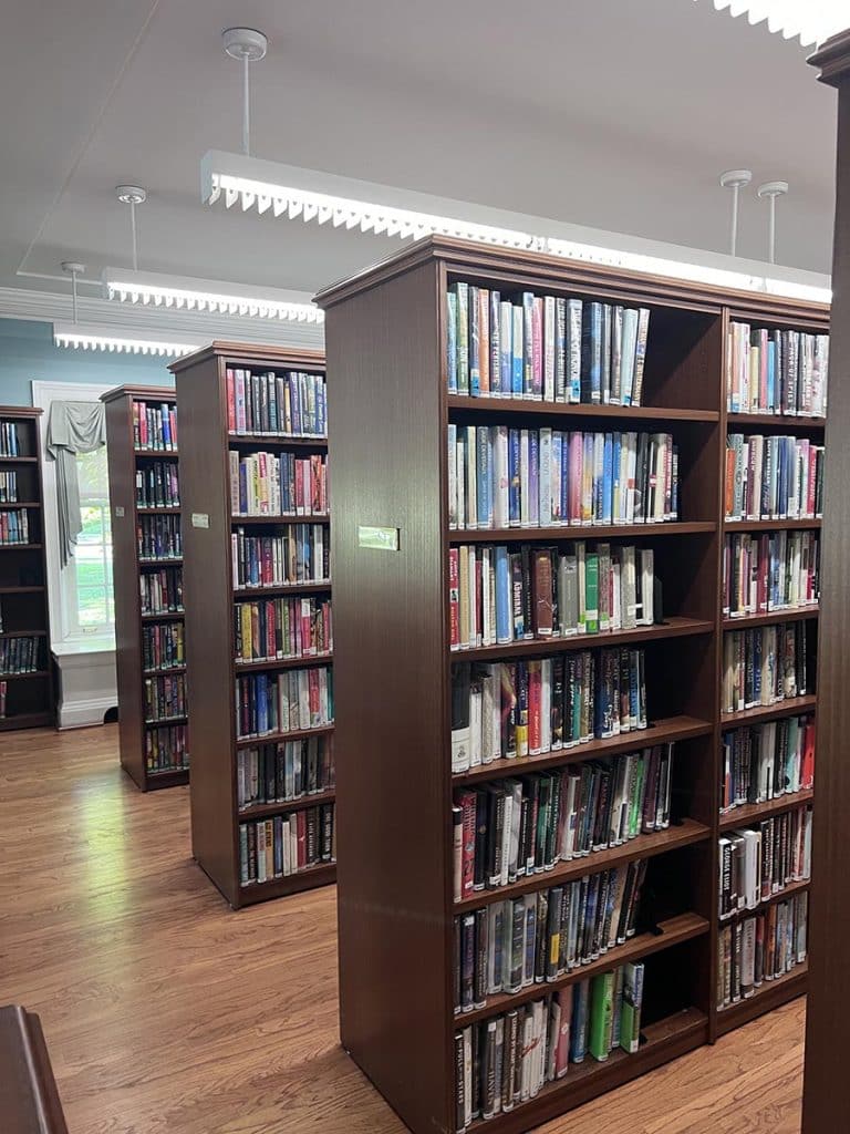 Bronxville Public Library bookshelves
